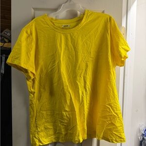 Amazon Women's Short Sleeve Tee - Bright Yellow